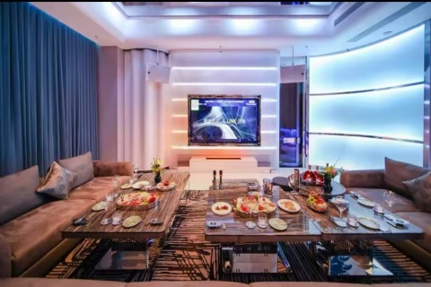 张家口生意超好夜场招聘，每天都有好上班机会